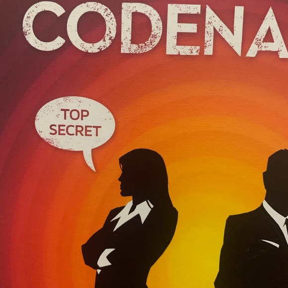New Codenames Game 2-8 Players Popular English - Picture 5 of 11